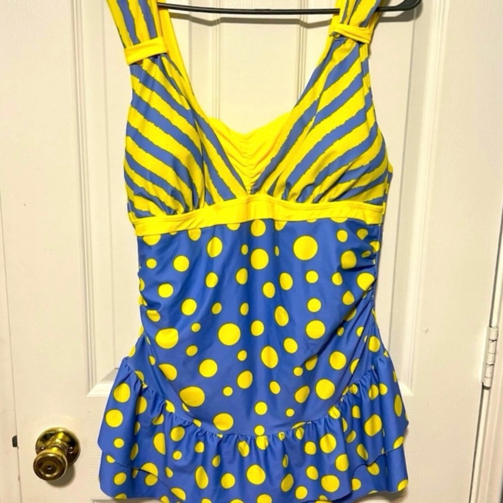 Retro Style Swimsuit💦 - Picture 1 of 7